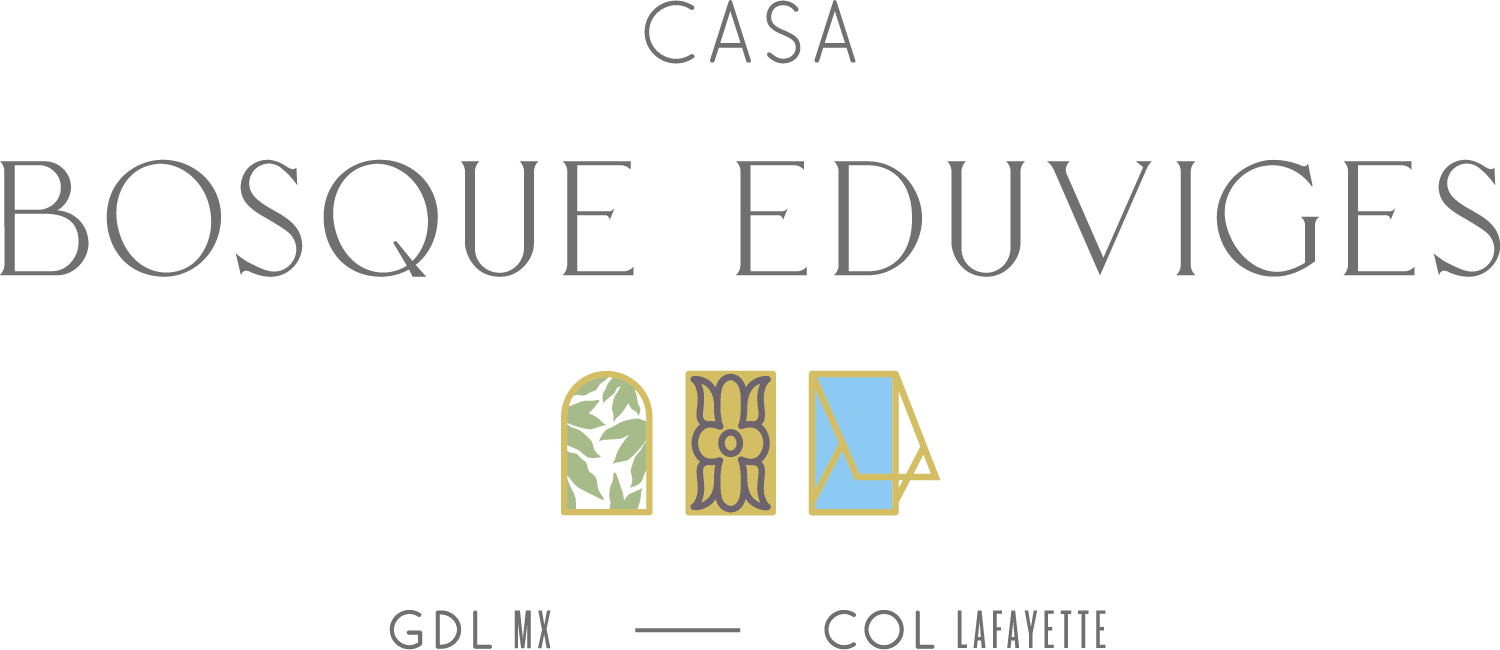 Logo for Casa Bosque Eduviges, with three stylized window icons below text.