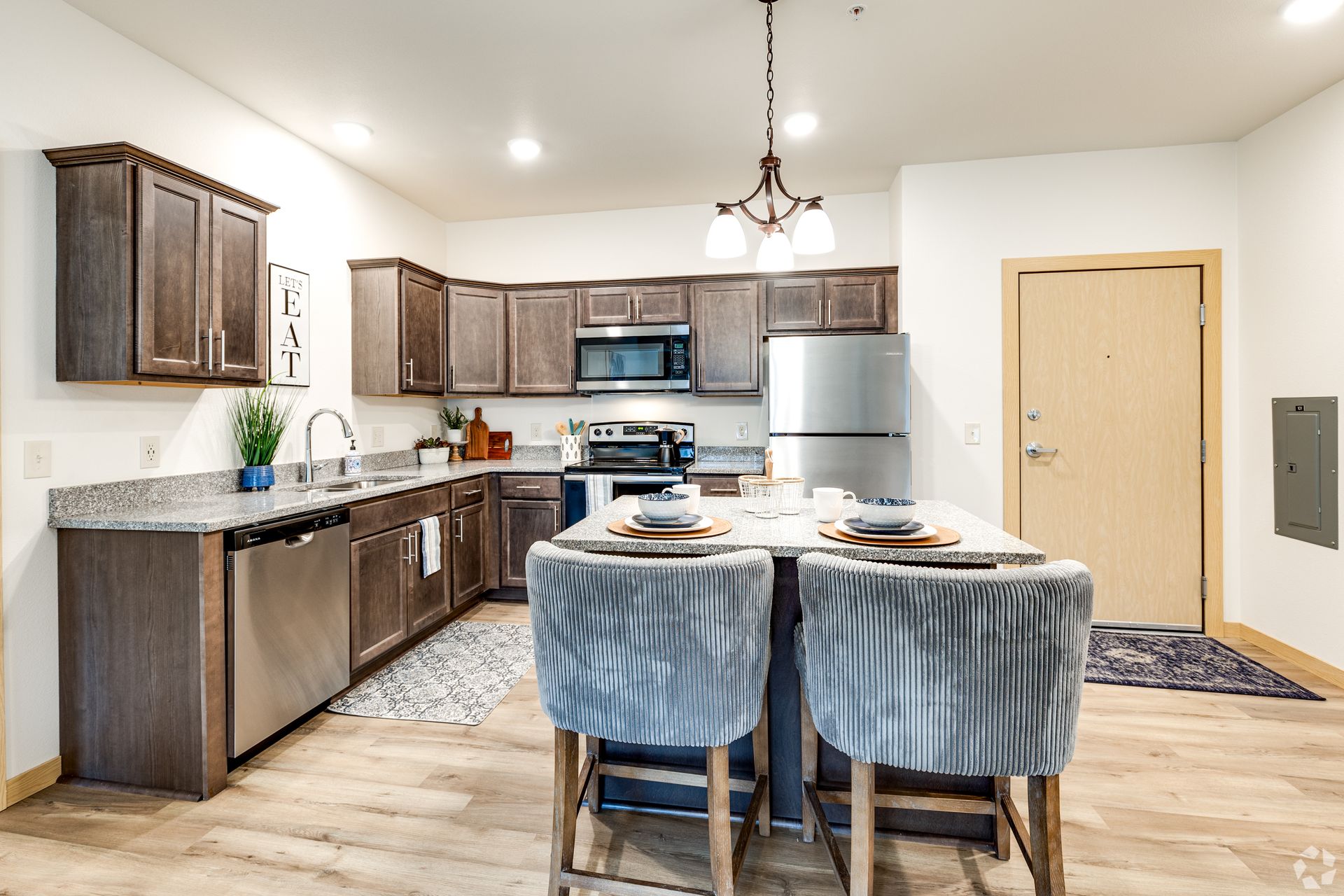 Kingston Crossings Apartments & Townhomes For Rent In Albertville