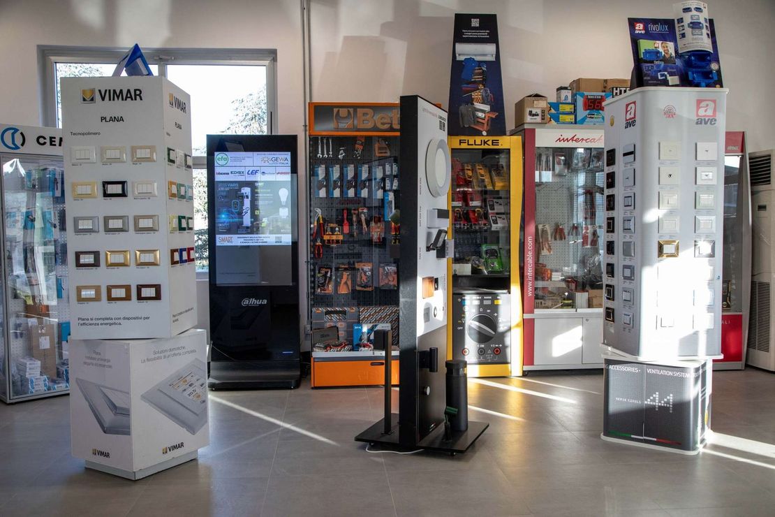 Efa vendita Materiale Elettrico Massa Carrara (MS)
