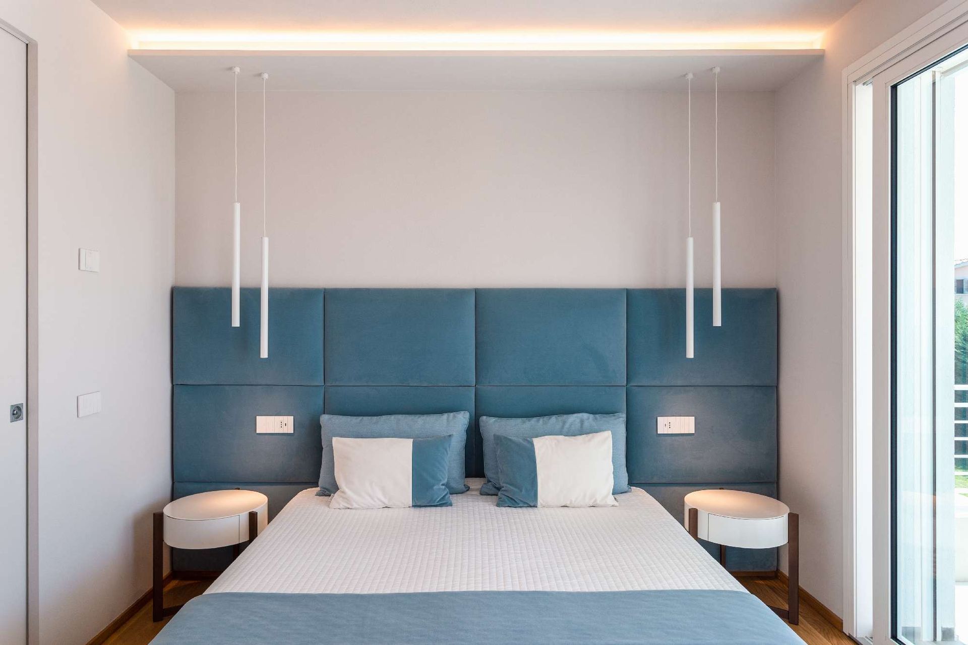 illuminazione camera da letto matrimoniale Montignoso EFA Massa