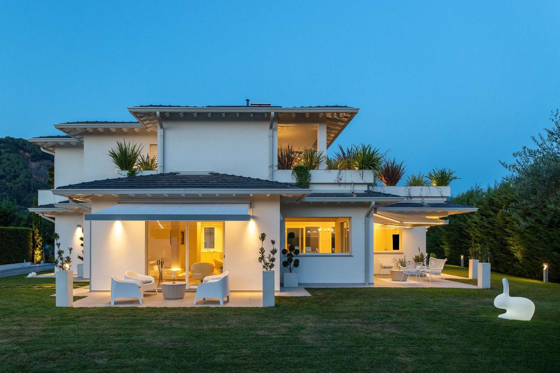 Montignoso EFA Massa illuminazione casa esterna