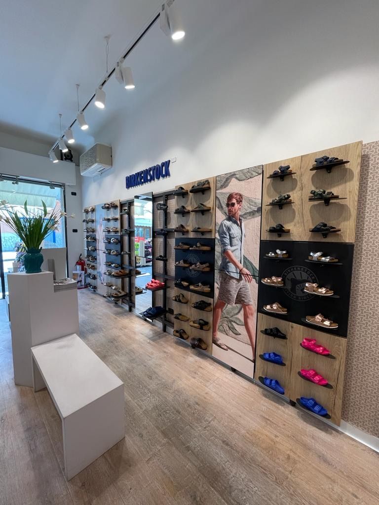 Versilia shoes Tonfano illuminazione EFA Massa