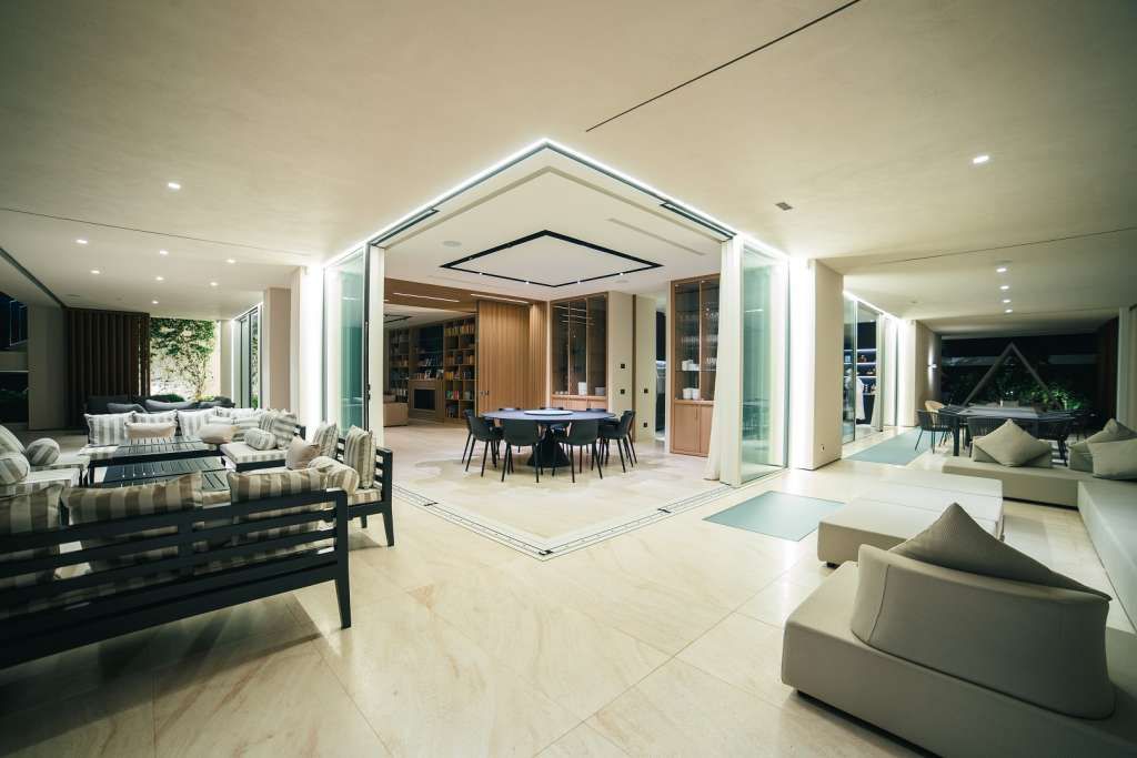 living Glass House Forte dei Marmi illuminotecnica EFA Massa