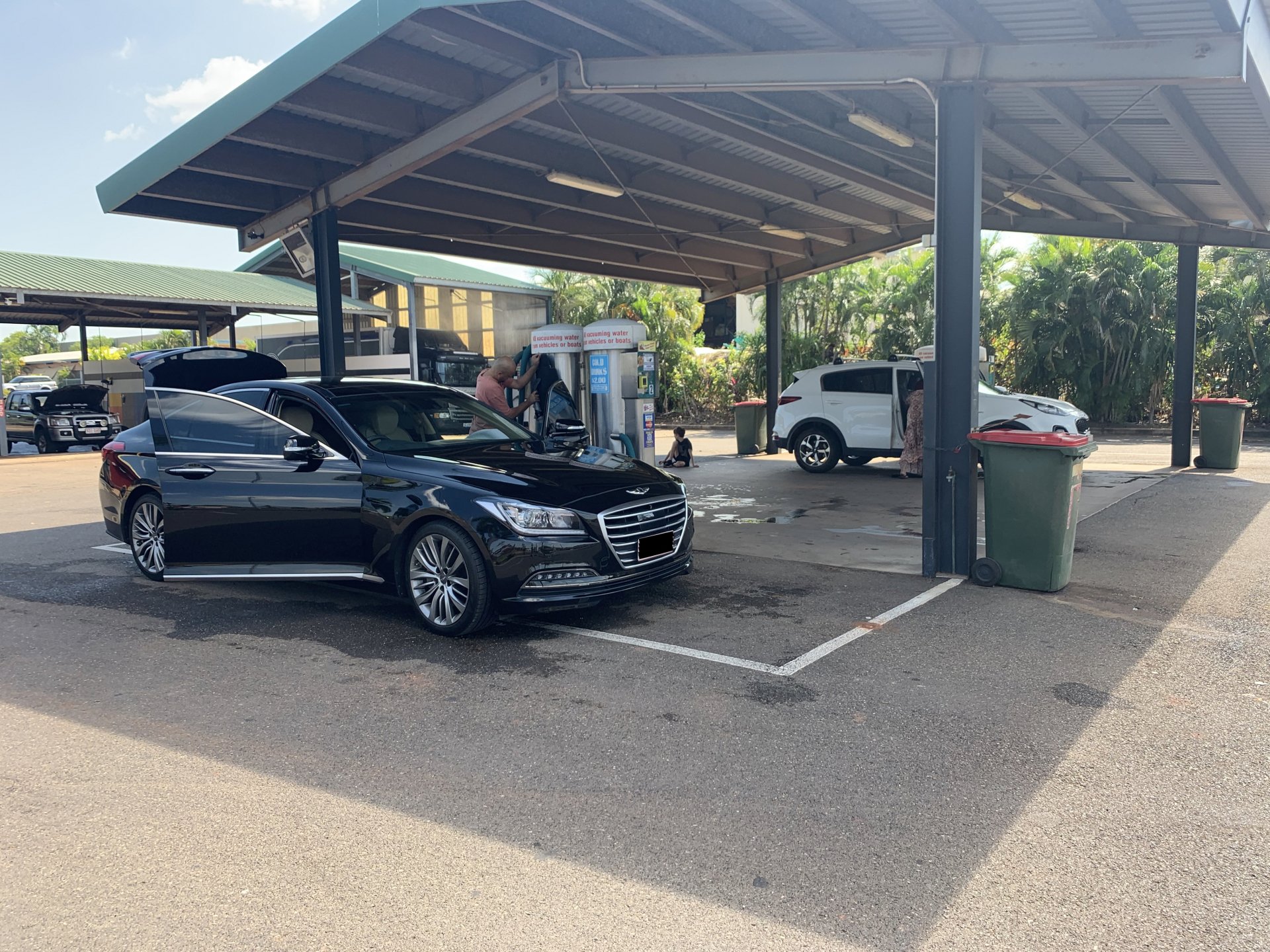 Self Car Wash in Darwin Ezyas Car Wash