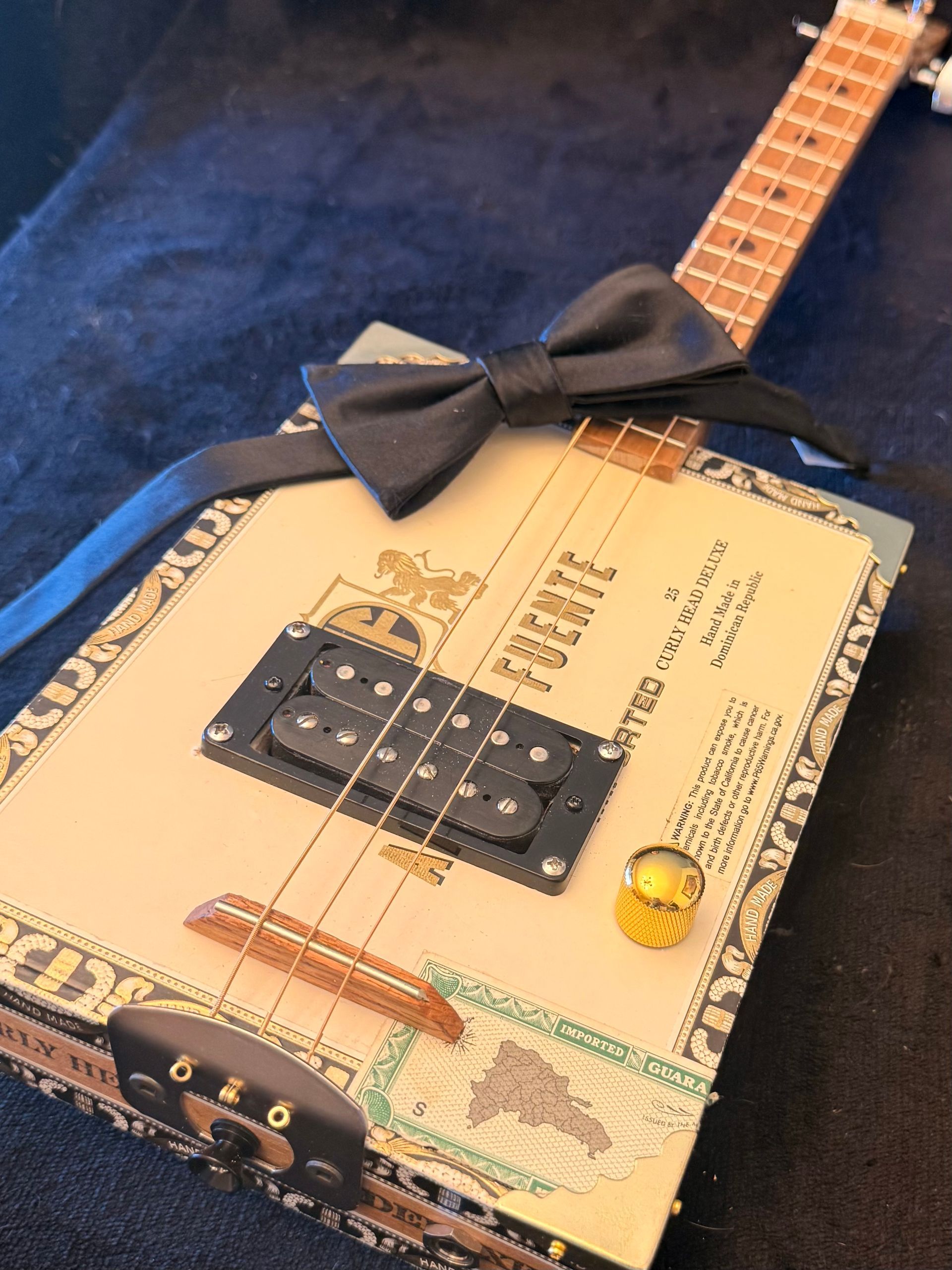 Custom Cigar Box “ Deluxe”.