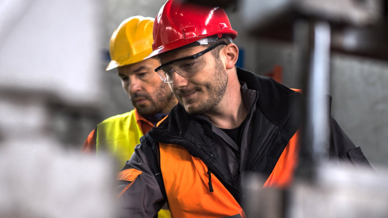 Flinders Workwear & Embroidery Work Uniforms in Nowra