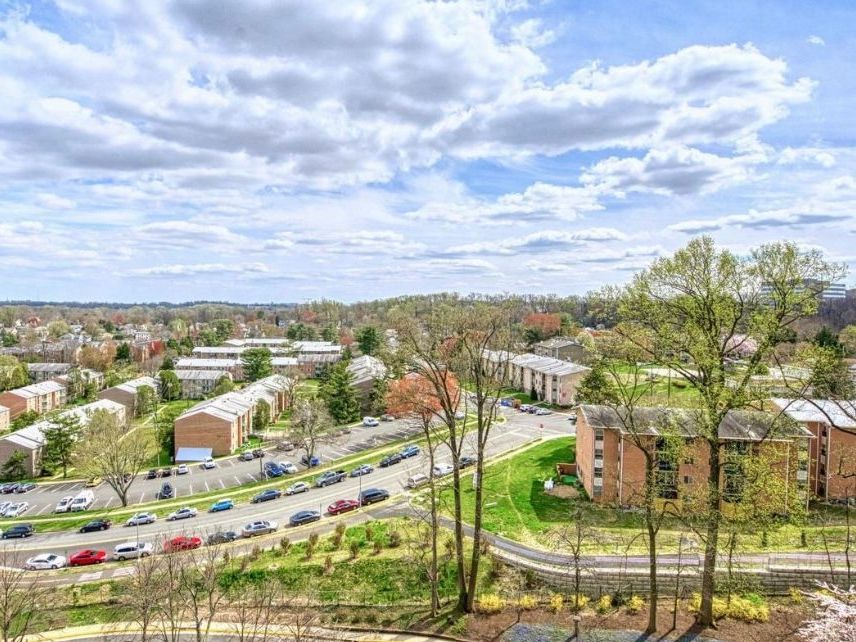 Dolley Madison Apartments at Tyson McLean Apartments