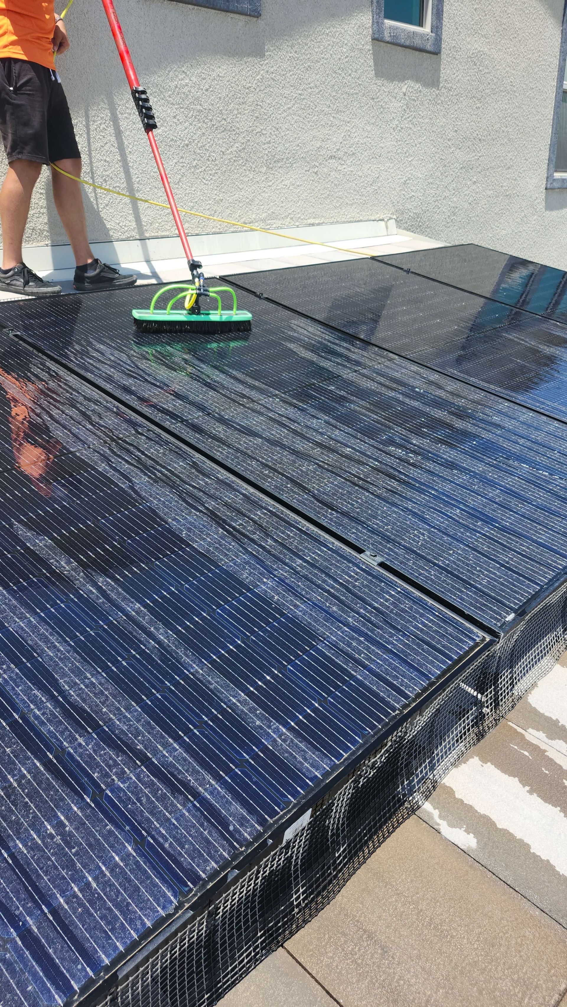 Southern Highlands-Solar Panel Cleaning