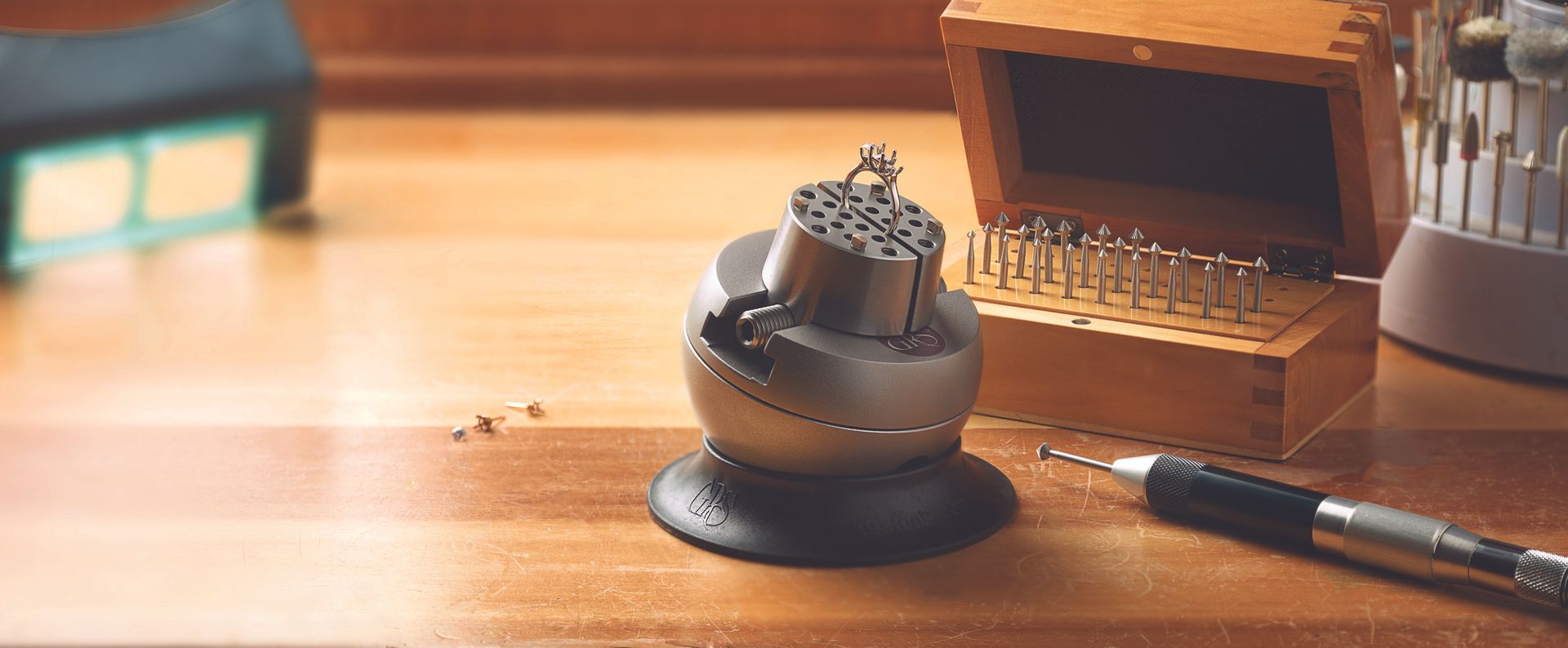A custom ring being created