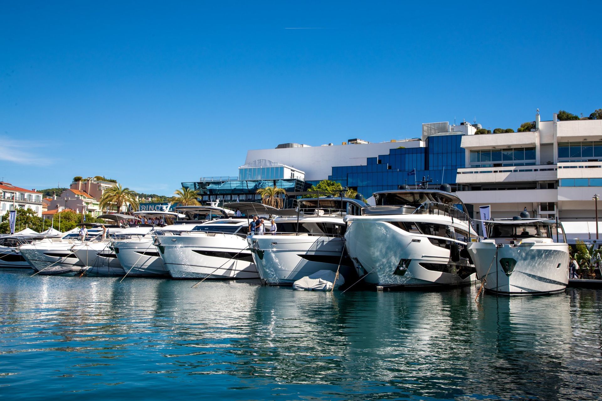 CANNES YACHT FESTIVAL