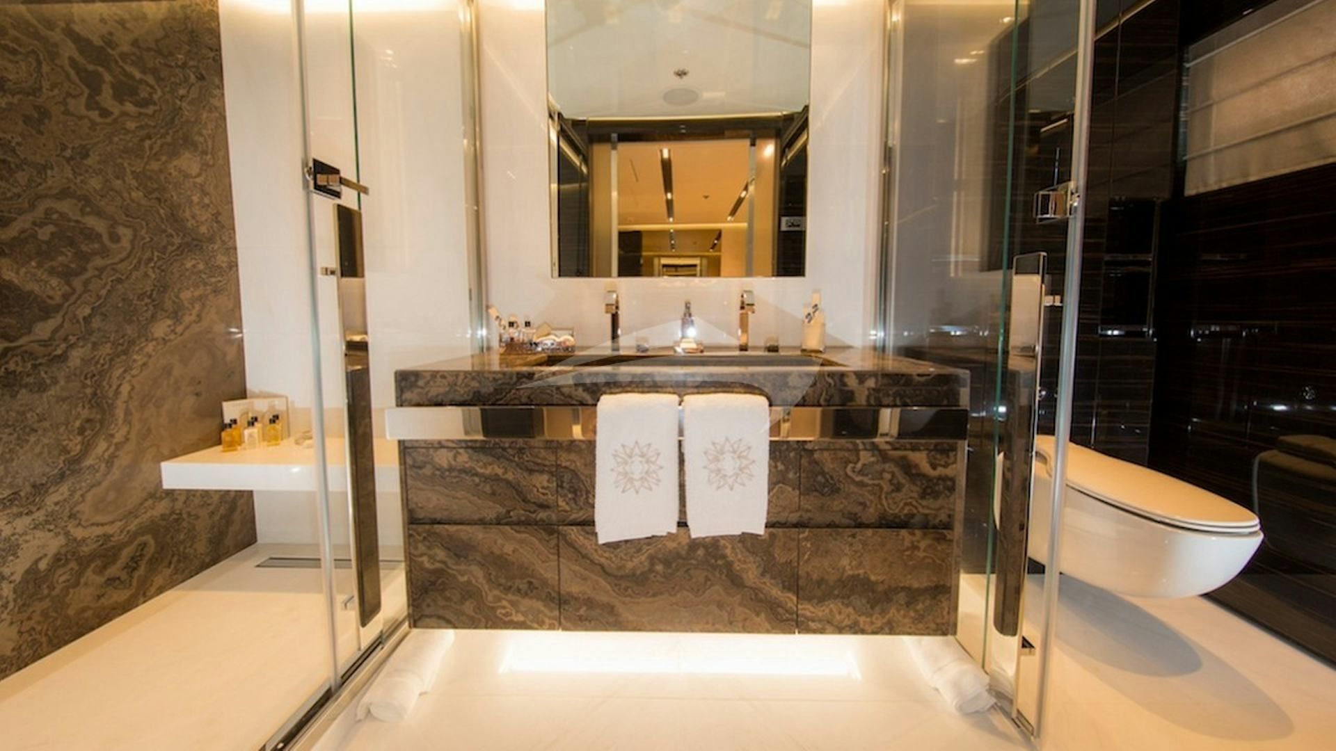 MY/ OURANOS INTERIOR DESIGN BATHROOM