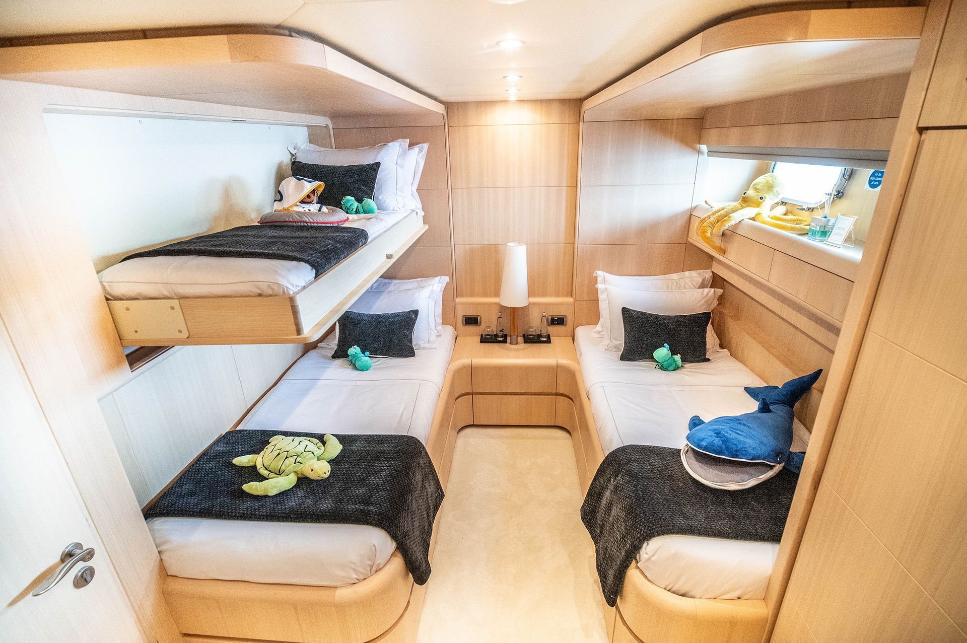 Maiora 126 motor yacht