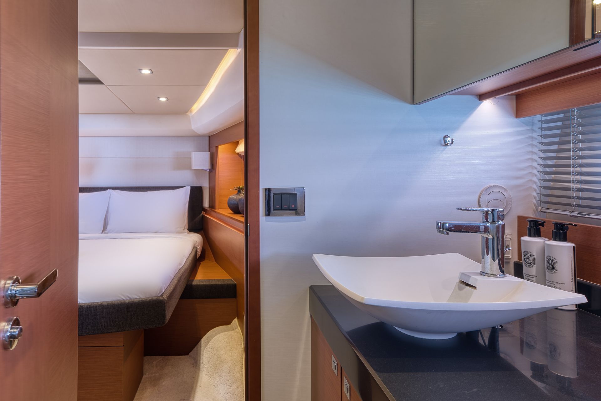 yacht rentals Mykonos