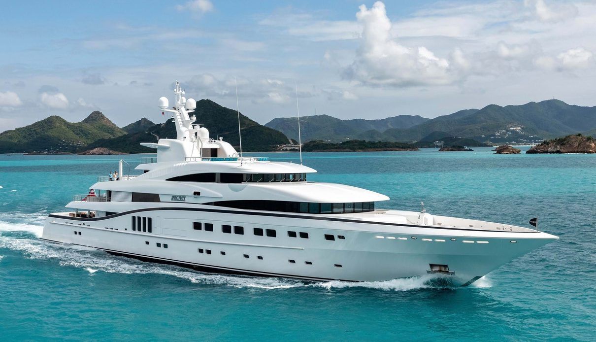 M/Y SEA PEARL SPOTTED IN KEFALONIA GREECE IN JUNE
