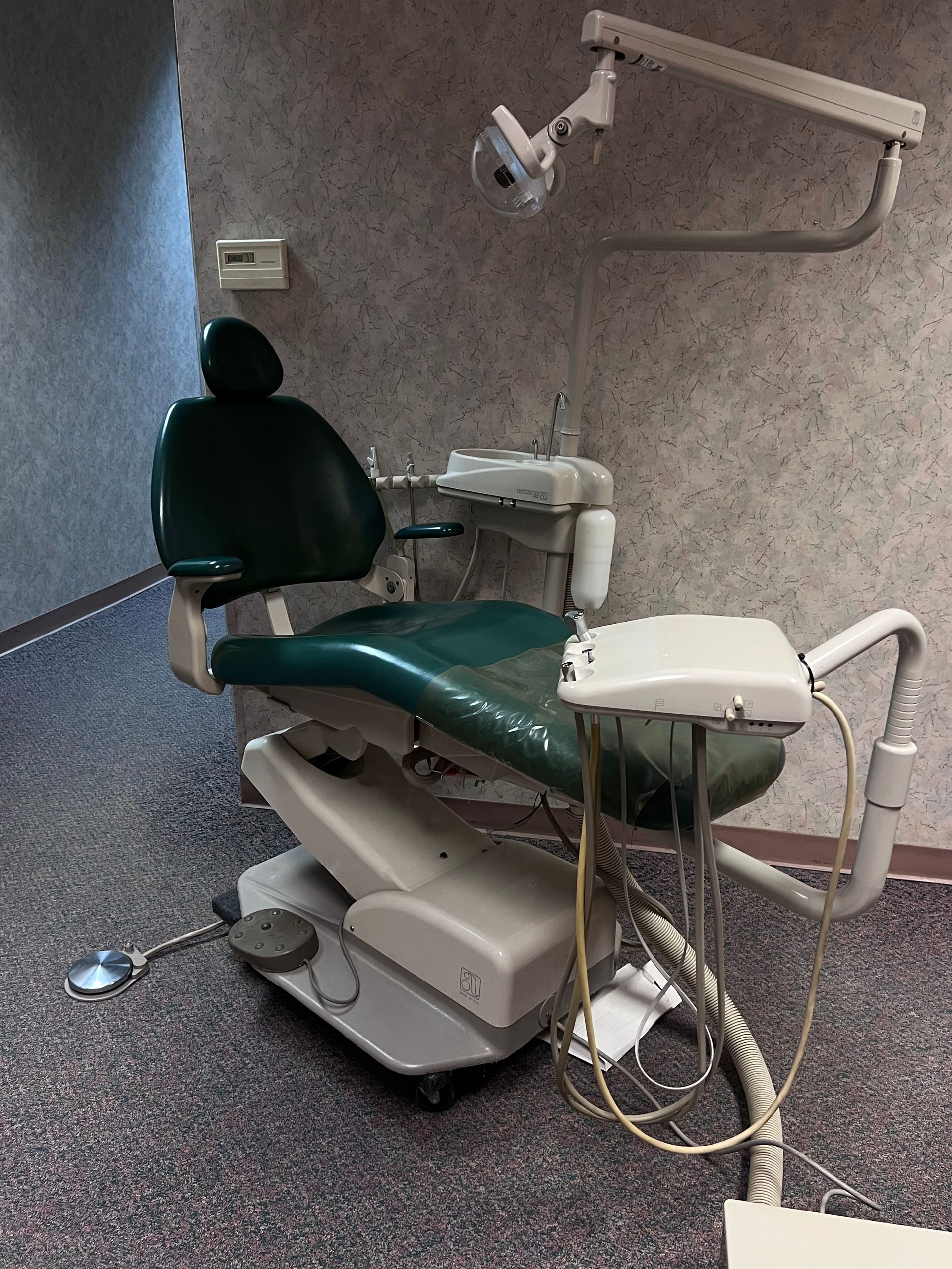 Adec chair package