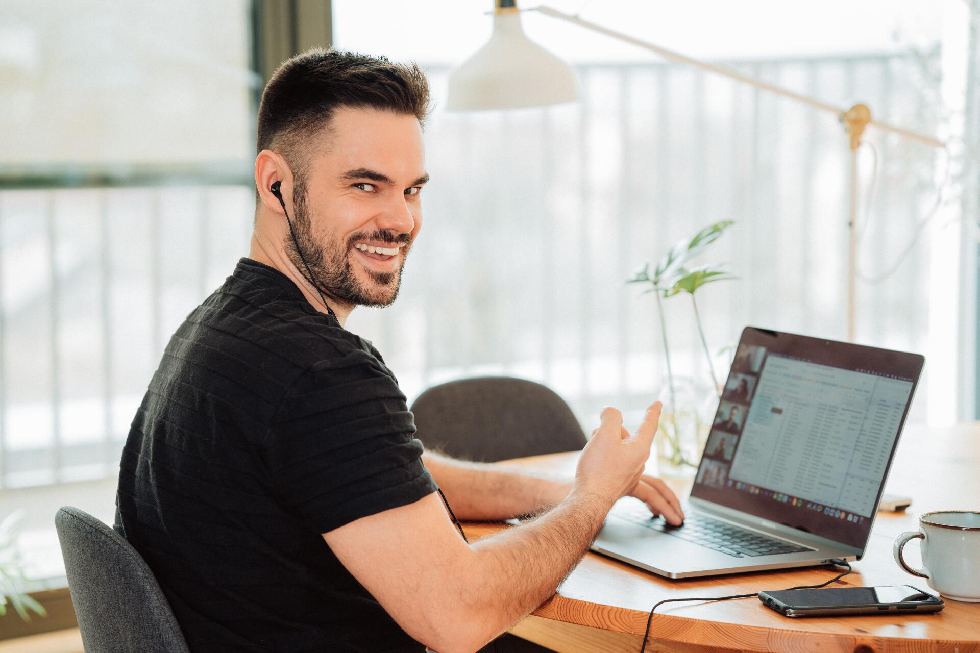 Man doing online counseling