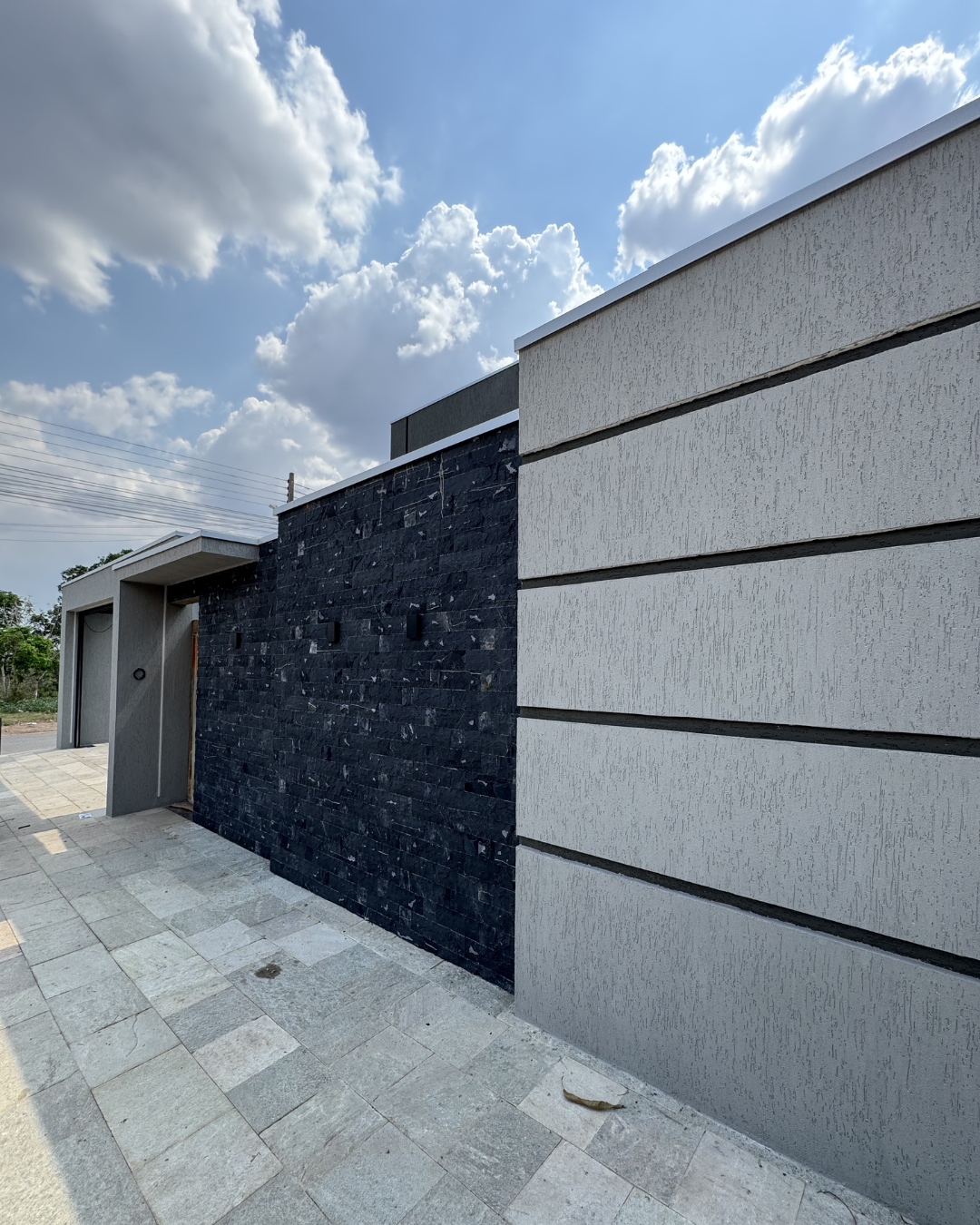 pedra evo black na fachada