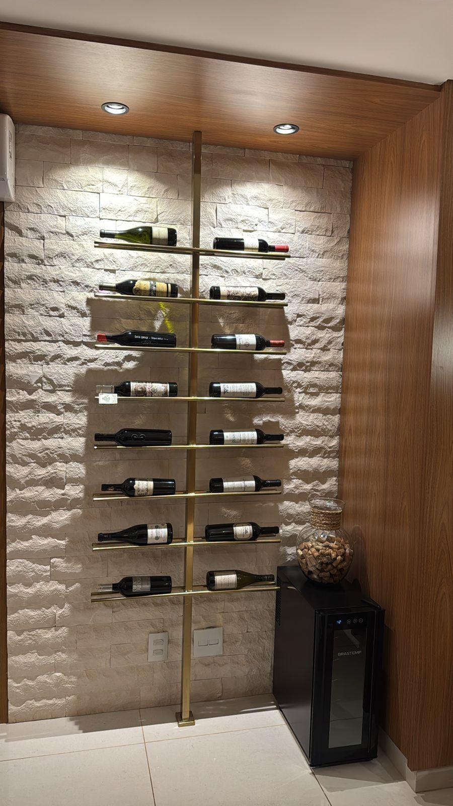 pedra limestone em adega, area gourmet