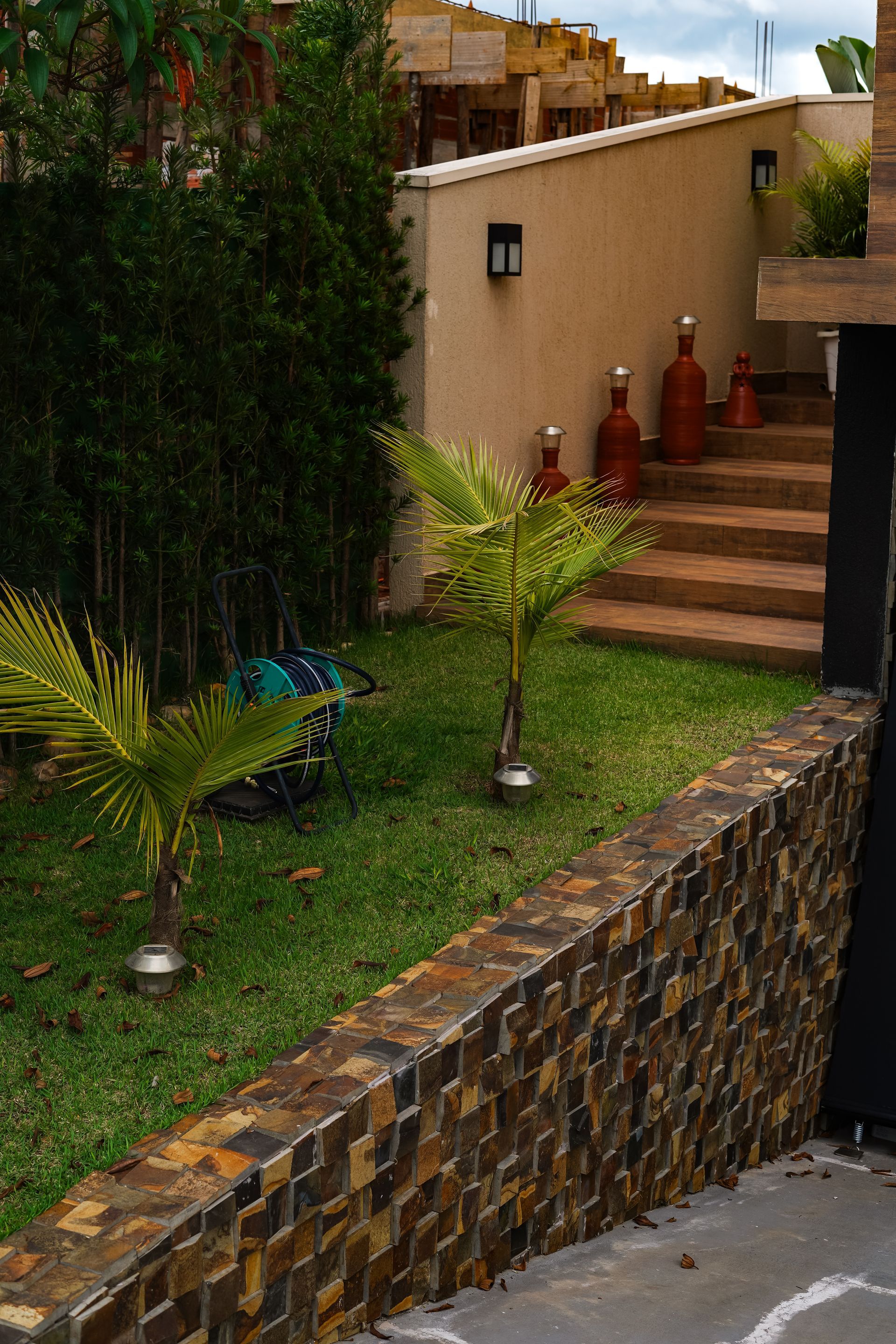 Pedra Ferro garagem