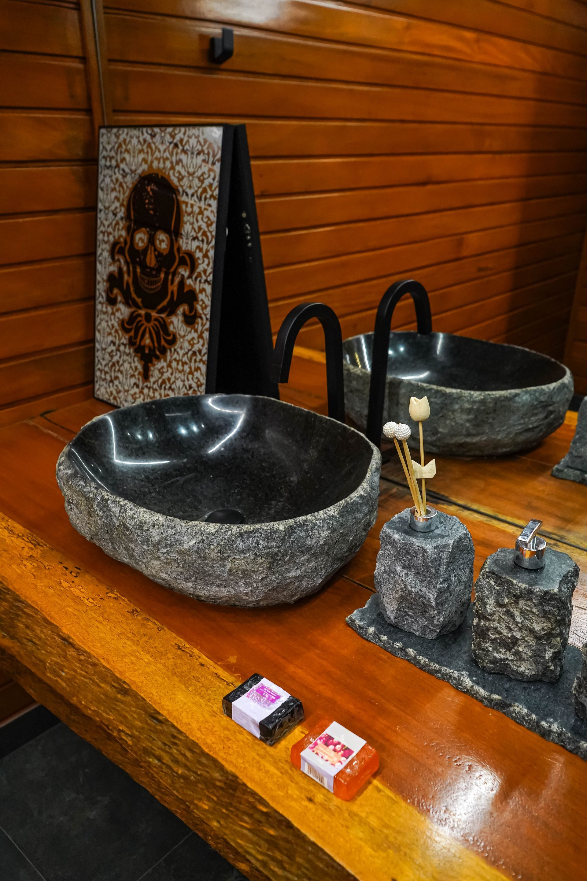  cuba para lavabo, cuba de apoio em pedra, cuba de seixo natural, pia de pedra natural, cuba orgânica, lavatório de pedra