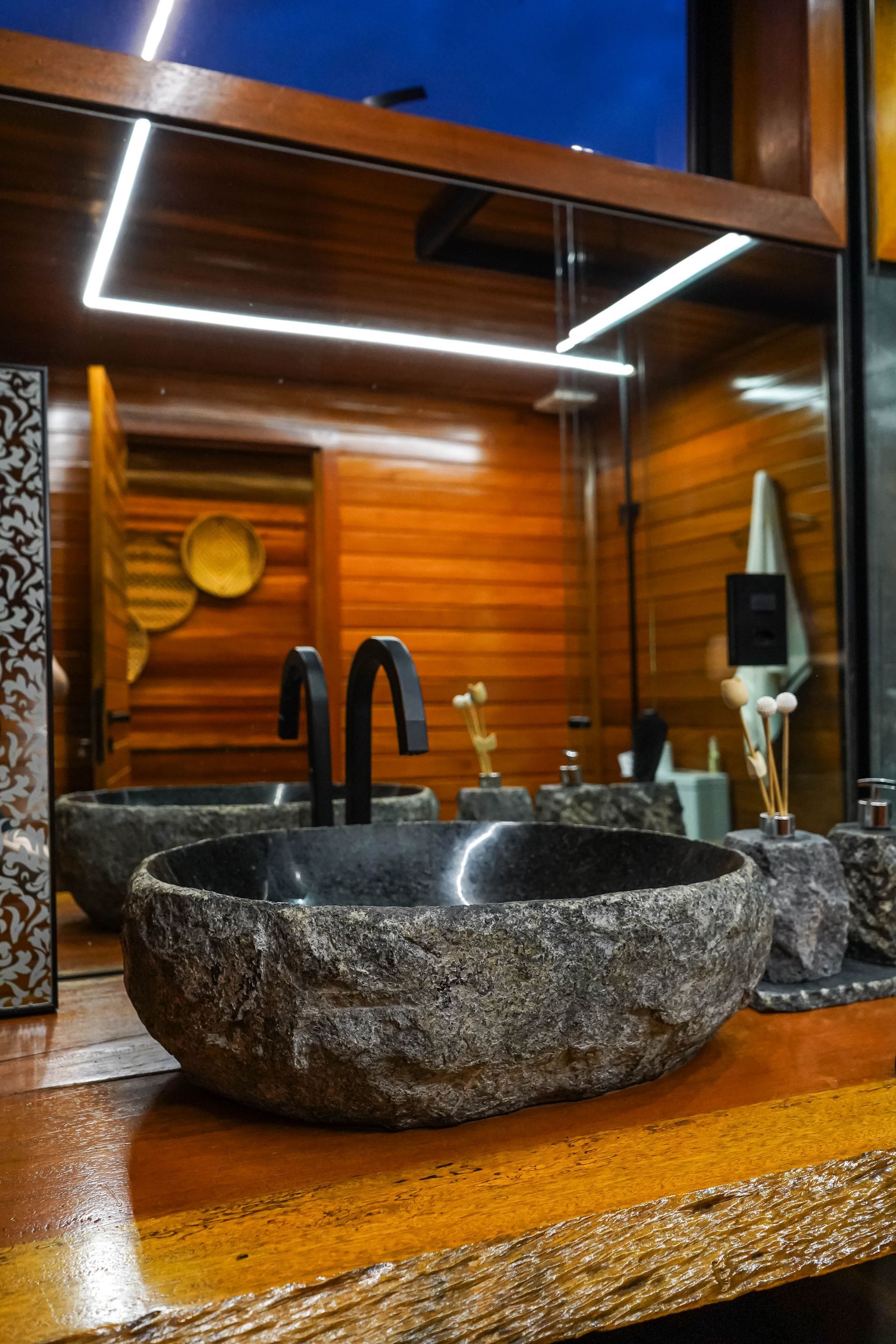  cuba para lavabo, cuba de apoio em pedra, cuba de seixo natural, pia de pedra natural, cuba orgânica, lavatório de pedra