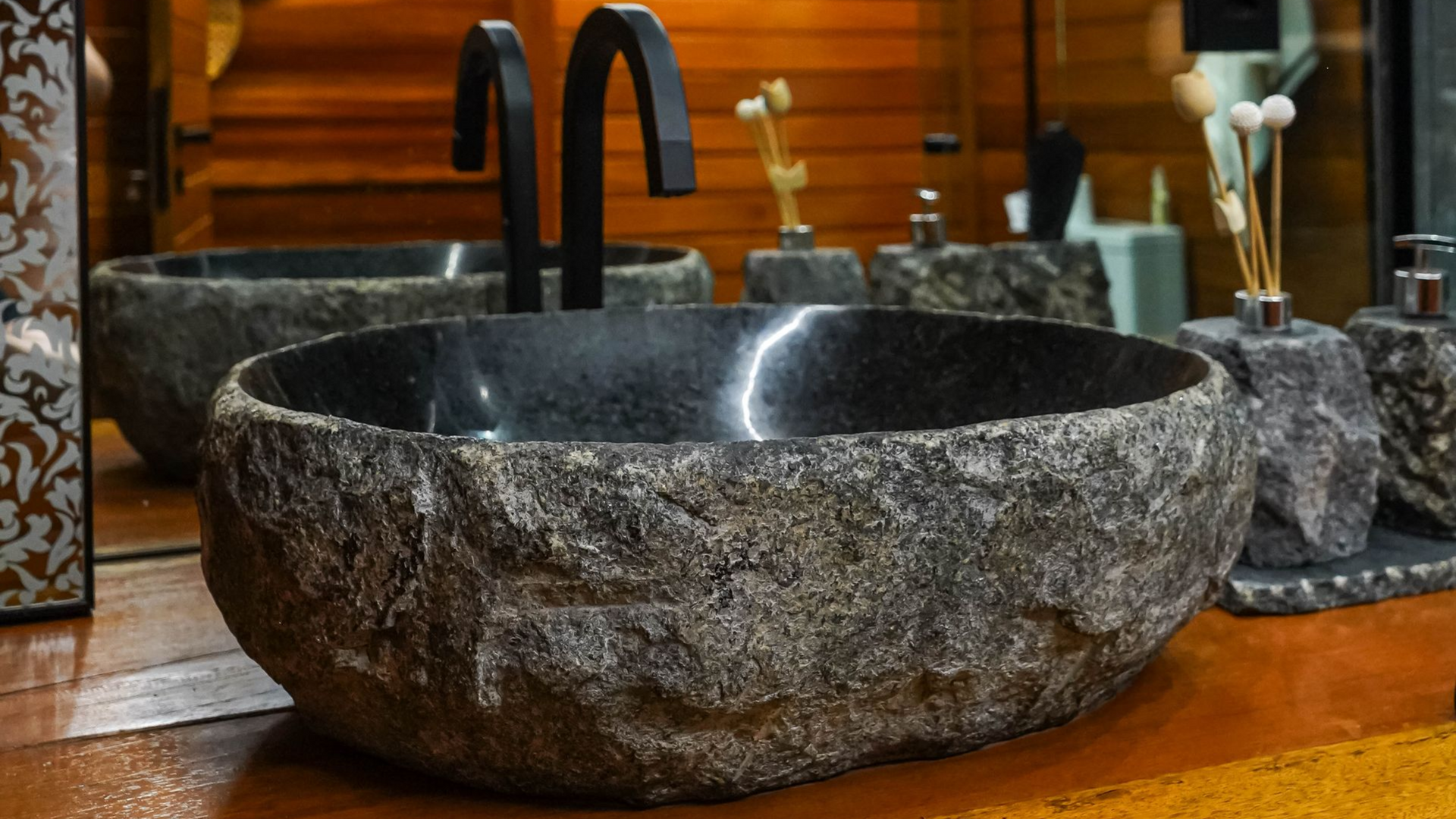 cuba para lavabo, cuba de apoio em pedra, cuba de seixo natural, pia de pedra natural, cuba orgânica, lavatório de pedra