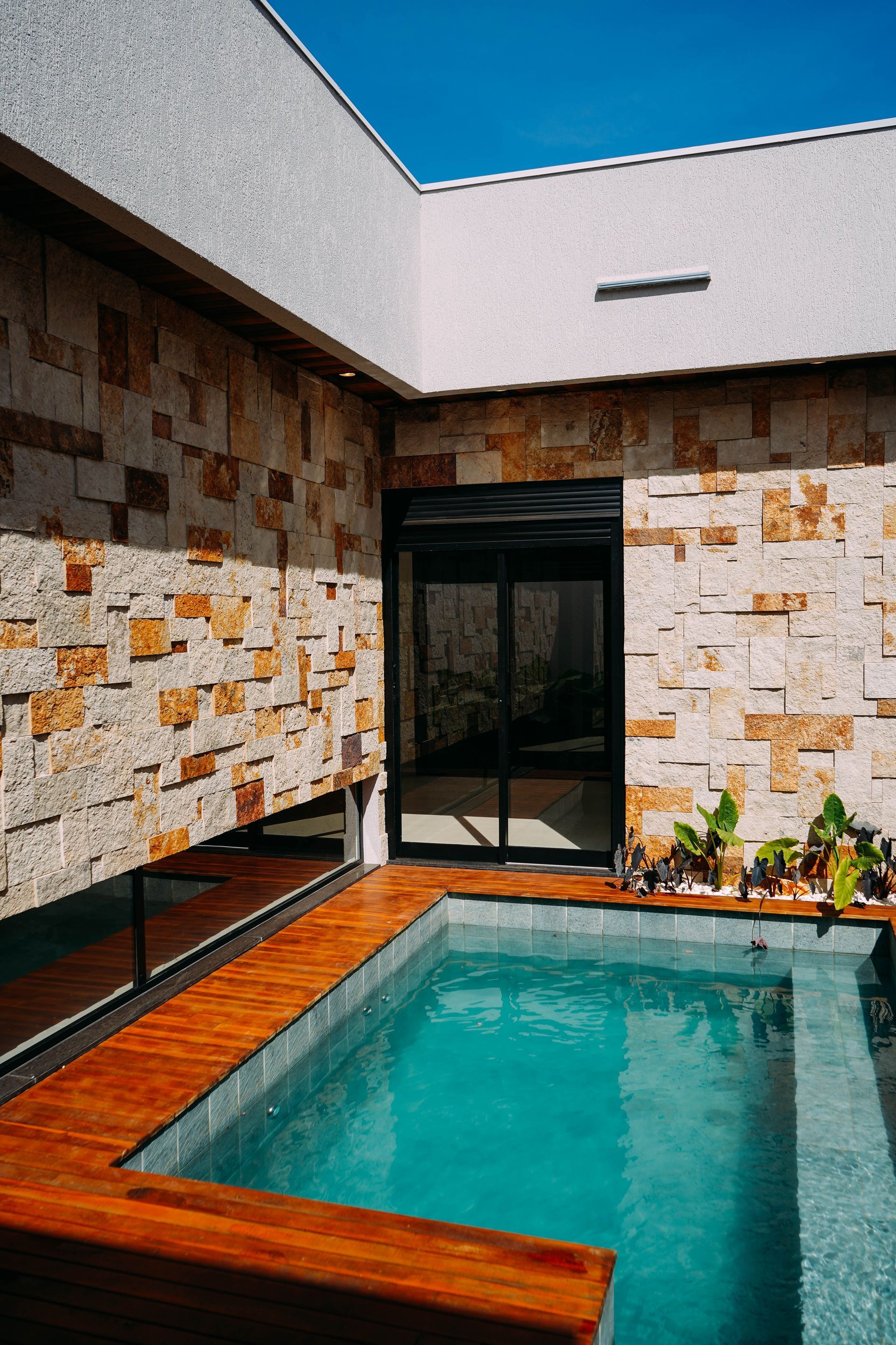 pedra brazilian pattern piscina