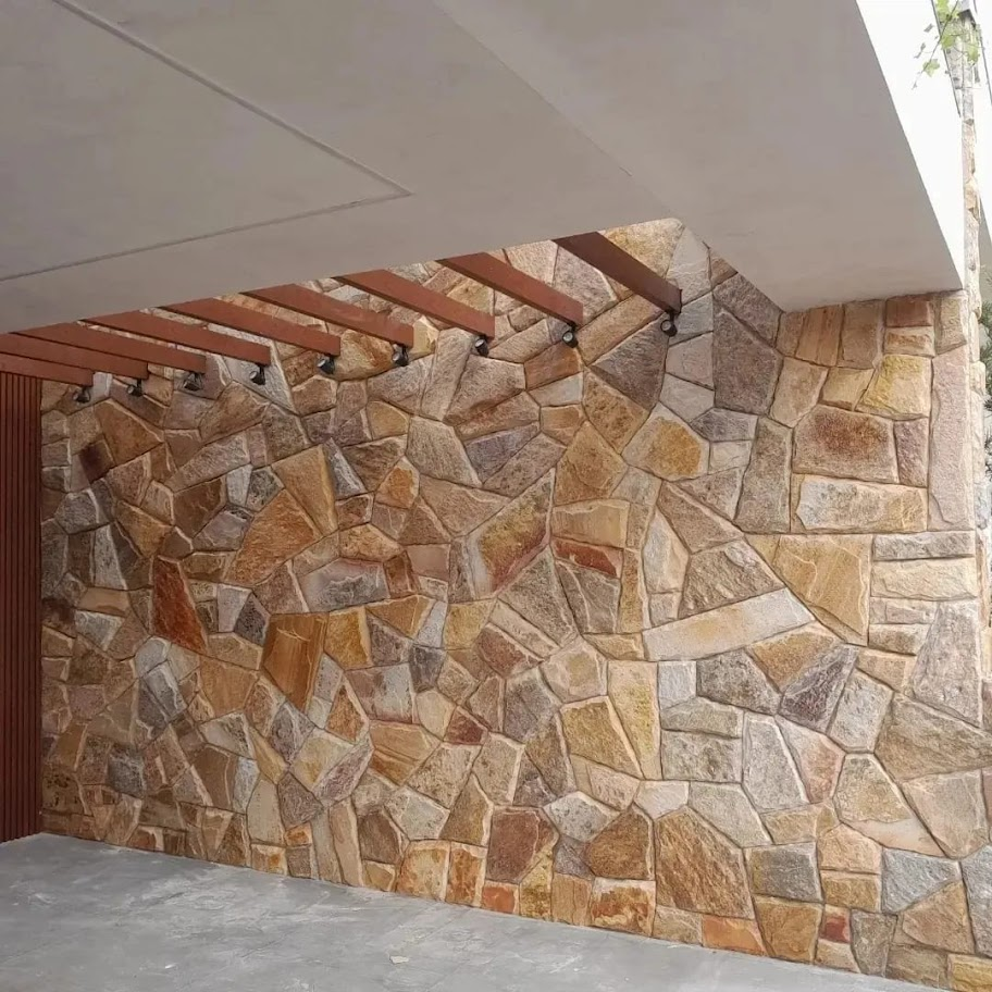 amarelo ouro, pedra amarelo ouro, golden hour revestimento, amarelo ouro revestimento, pedra dourada para muro, revestimento natural amarelo, pedra para muro externo, quartzito amarelo, pedra para borda de piscina, revestimento para fachada dourada, pedra serrada para parede, pedra orgânica para muro, revestimento natural para área externa