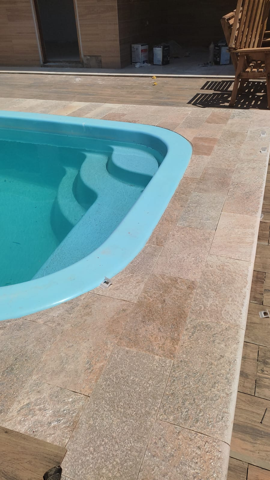 amarelo ouro, pedra amarelo ouro, golden hour revestimento, amarelo ouro revestimento, pedra dourada para muro, revestimento natural amarelo, pedra para muro externo, quartzito amarelo, pedra para borda de piscina, revestimento para fachada dourada, pedra serrada para parede, pedra orgânica para muro, revestimento natural para área externa