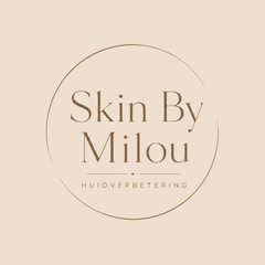 Logo Skin by Milou. Schoonheidssalon in Hellevoetsluis die gespecialiseerd is in ontspannende gezichtsbehandelingen.
