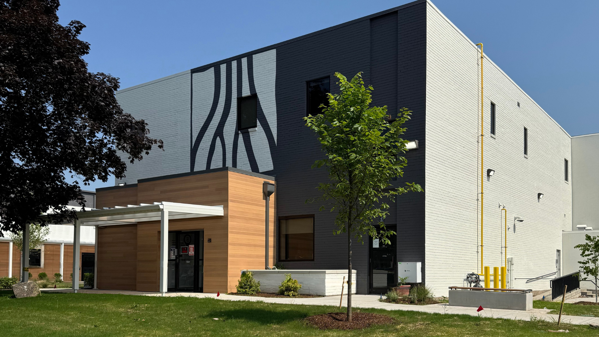 Root Center for Advanced Recovery - Henderson/Johnson Clinic business image