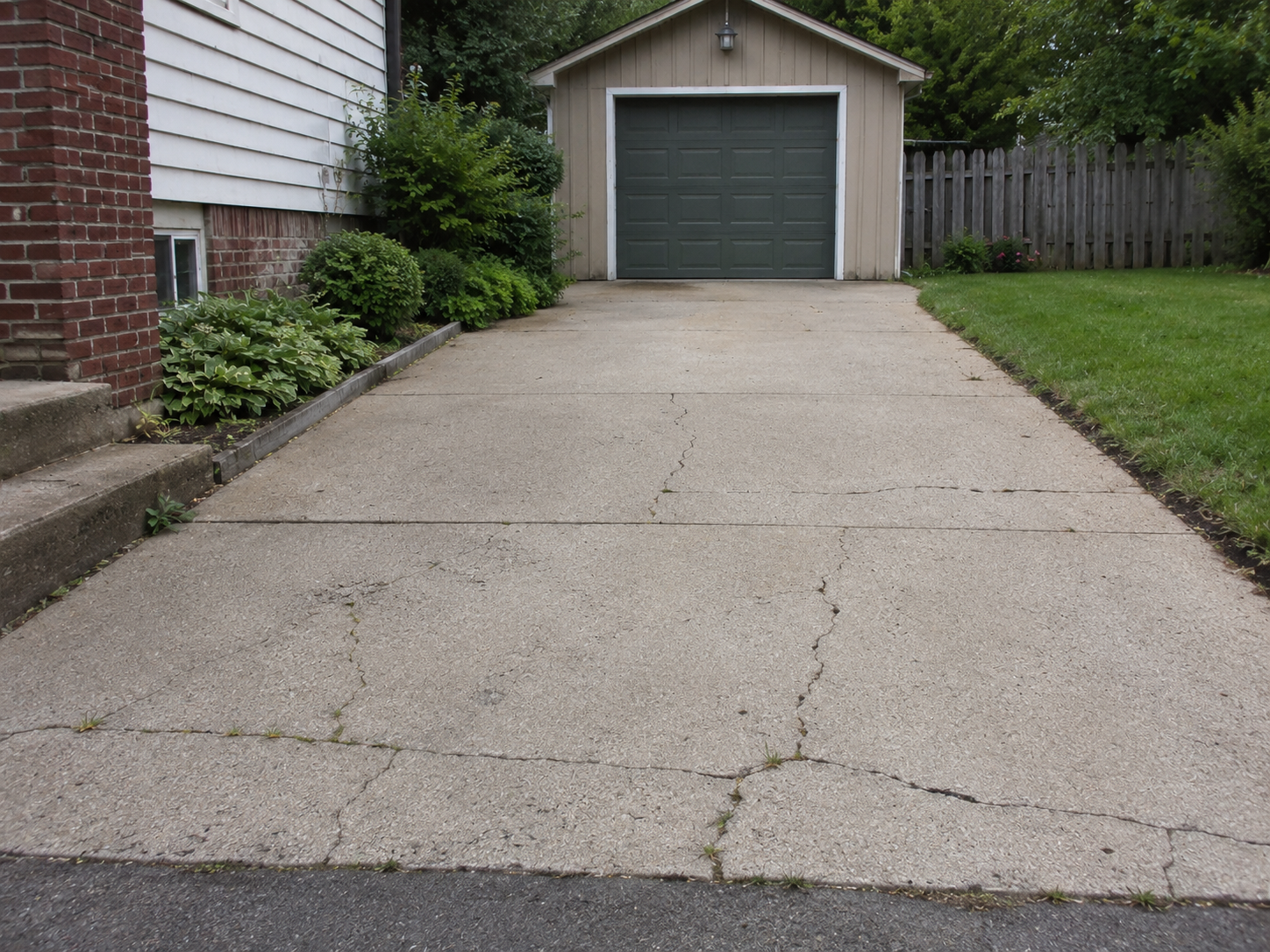 cracked concrete driveway in New Rochelle, NY