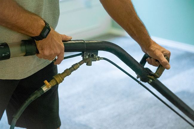 Carpet Cleaning and Rug Hot Water Extraction Tool Carpet Cleaning and Rug Hot Water Extraction Tool