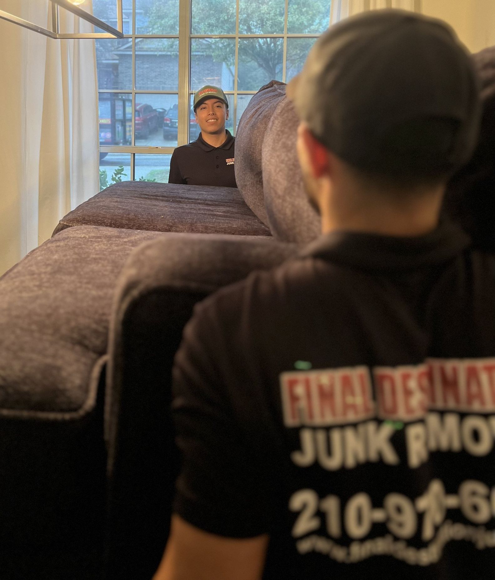 Furniture pickup and disposal in Schertz, Texas We can remove and haul away furniture in Schertz, Tx. Our affordable furniture disposal is the #1 rated solution. Get rid of your unwanted furniture today!