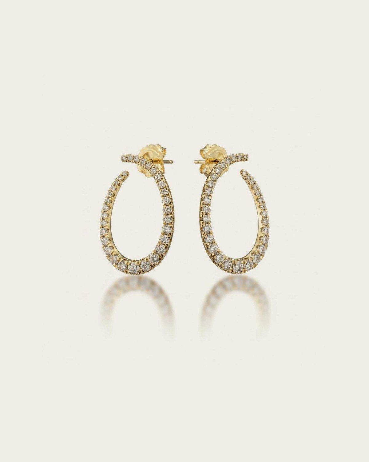 Geelgouden oorknoppen uit onze collectie