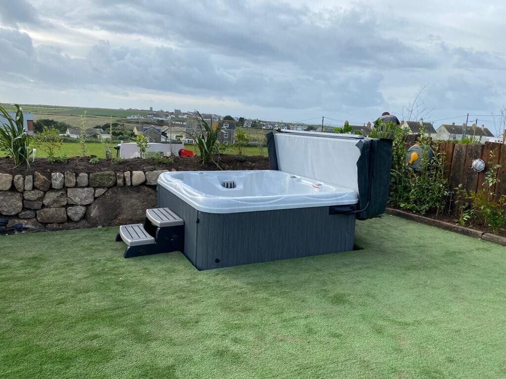South Seas 729B Holiday let hot tub from Hot Tub Haven