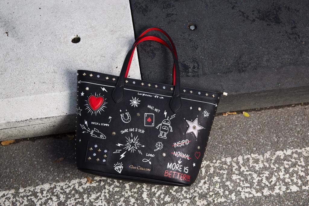 immagine borsa pelle disegnata