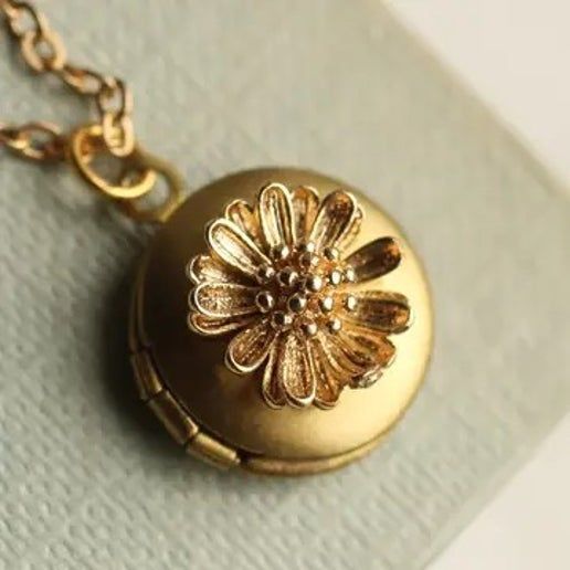 Necklace, Tiny Gold Daisy Locket (46-N/GD)