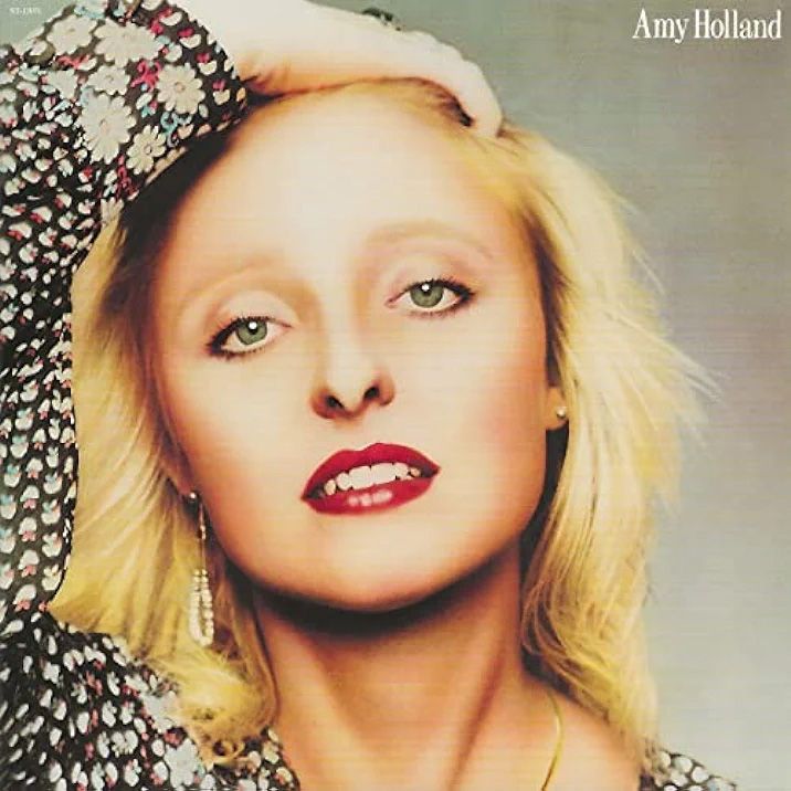 Amy Holland Official Website | AMY HOLLAND