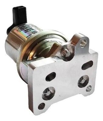 Pieza de automóvil metálica plateada con conector negro y base de montaje cuadrada.