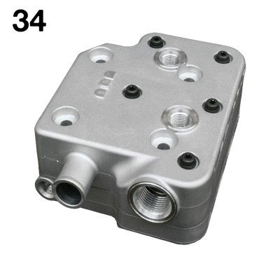 Componente metálico rectangular plateado con varios orificios y tubos; etiquetado 