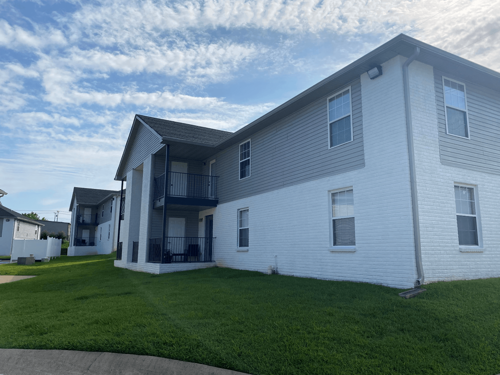 HOME Highland Park Luxury Apartments Clarksville, TN