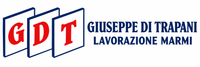Logo GDT con lettere rosse su pannelli contornati di blu e la scritta “Giuseppe Di Trapani Lavorazione Marmi”