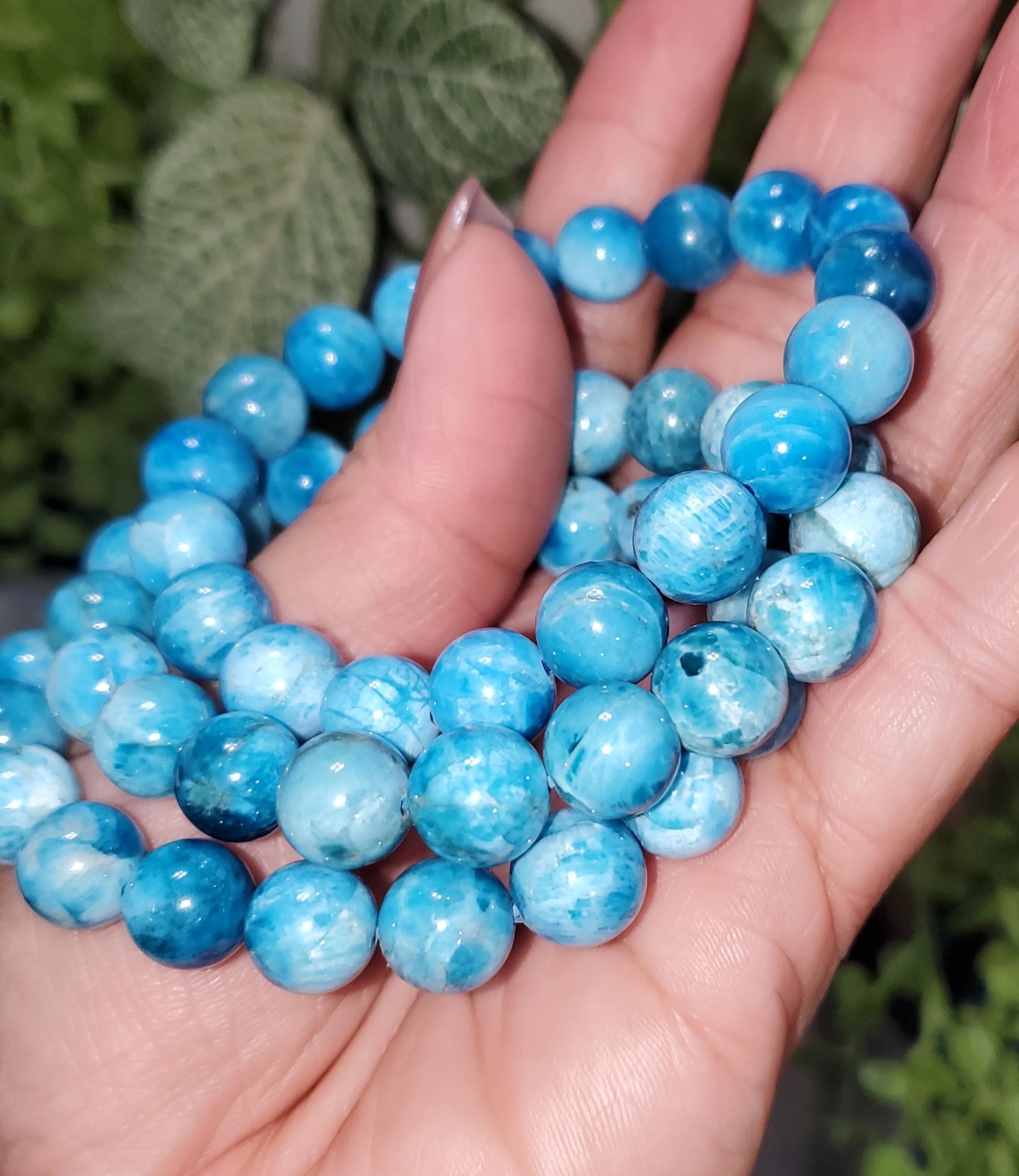 JEWELRY & PENDANTS