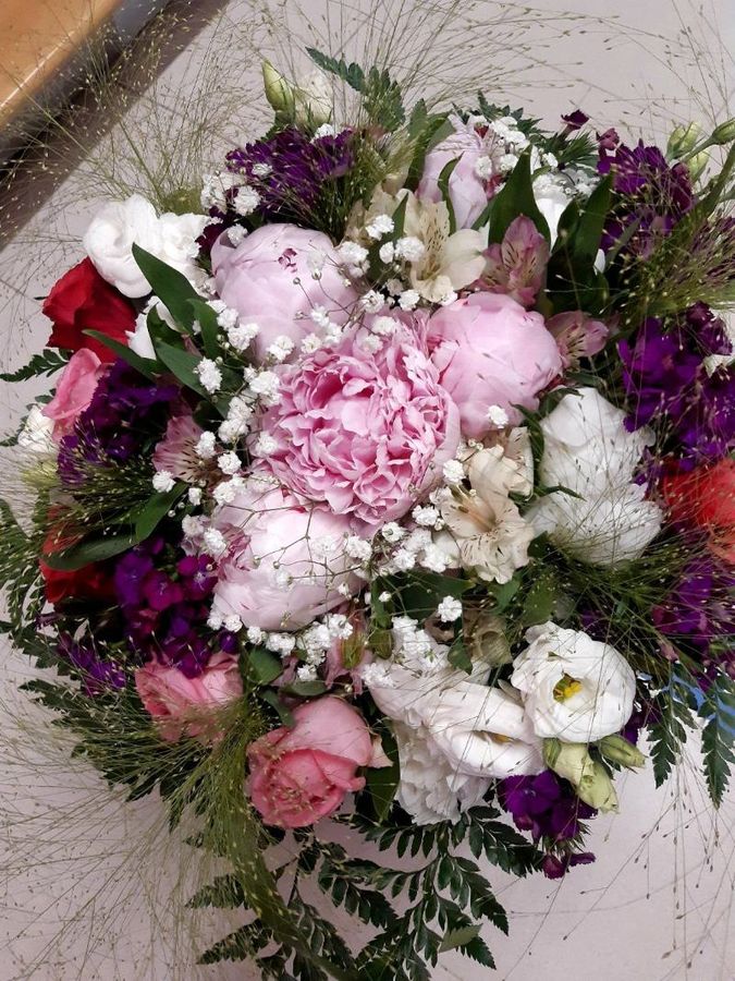 floral composition