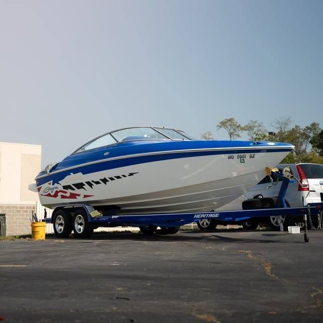 Boats & Marine Vehicles