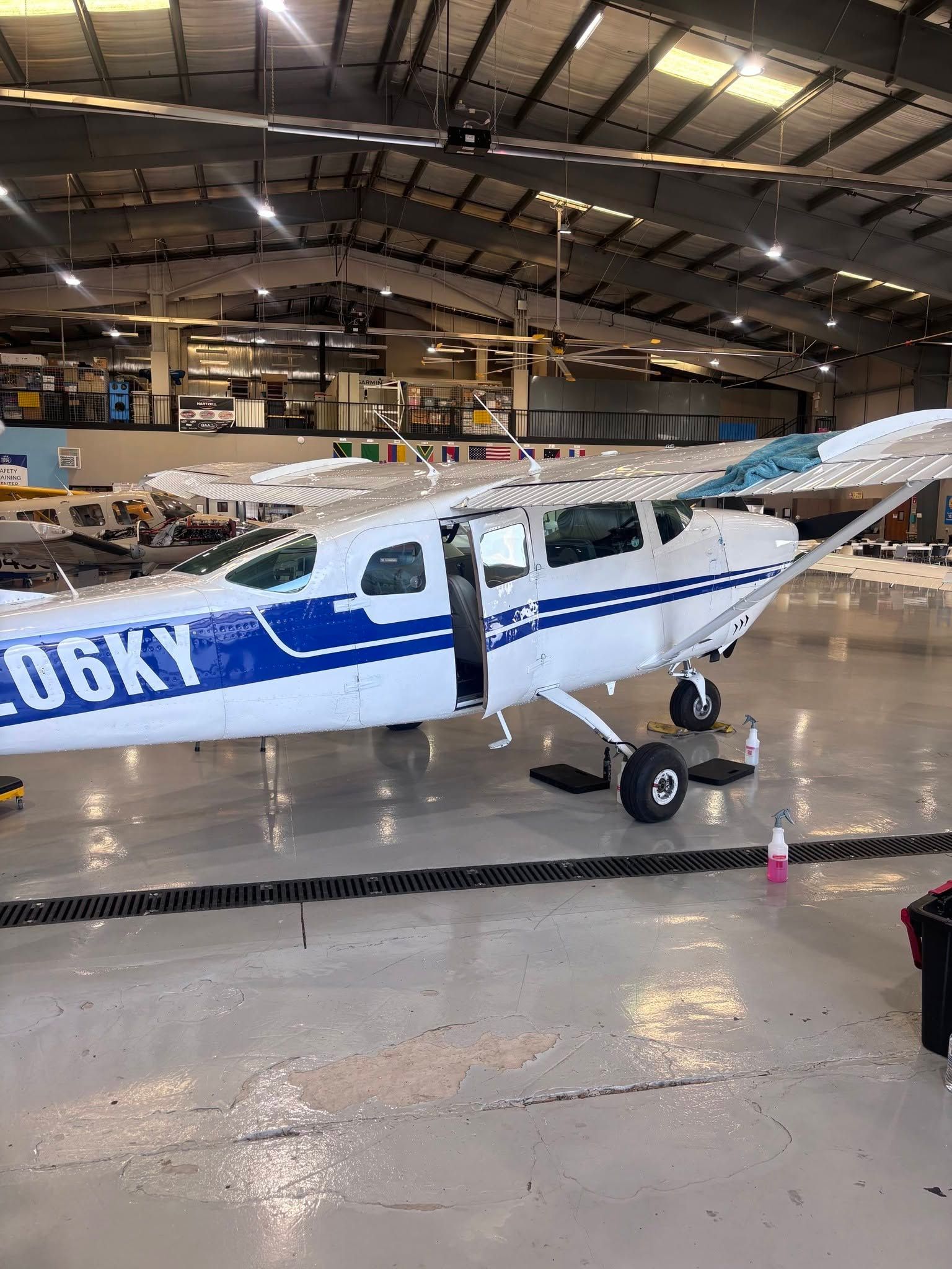 detail to get the aircraft auction