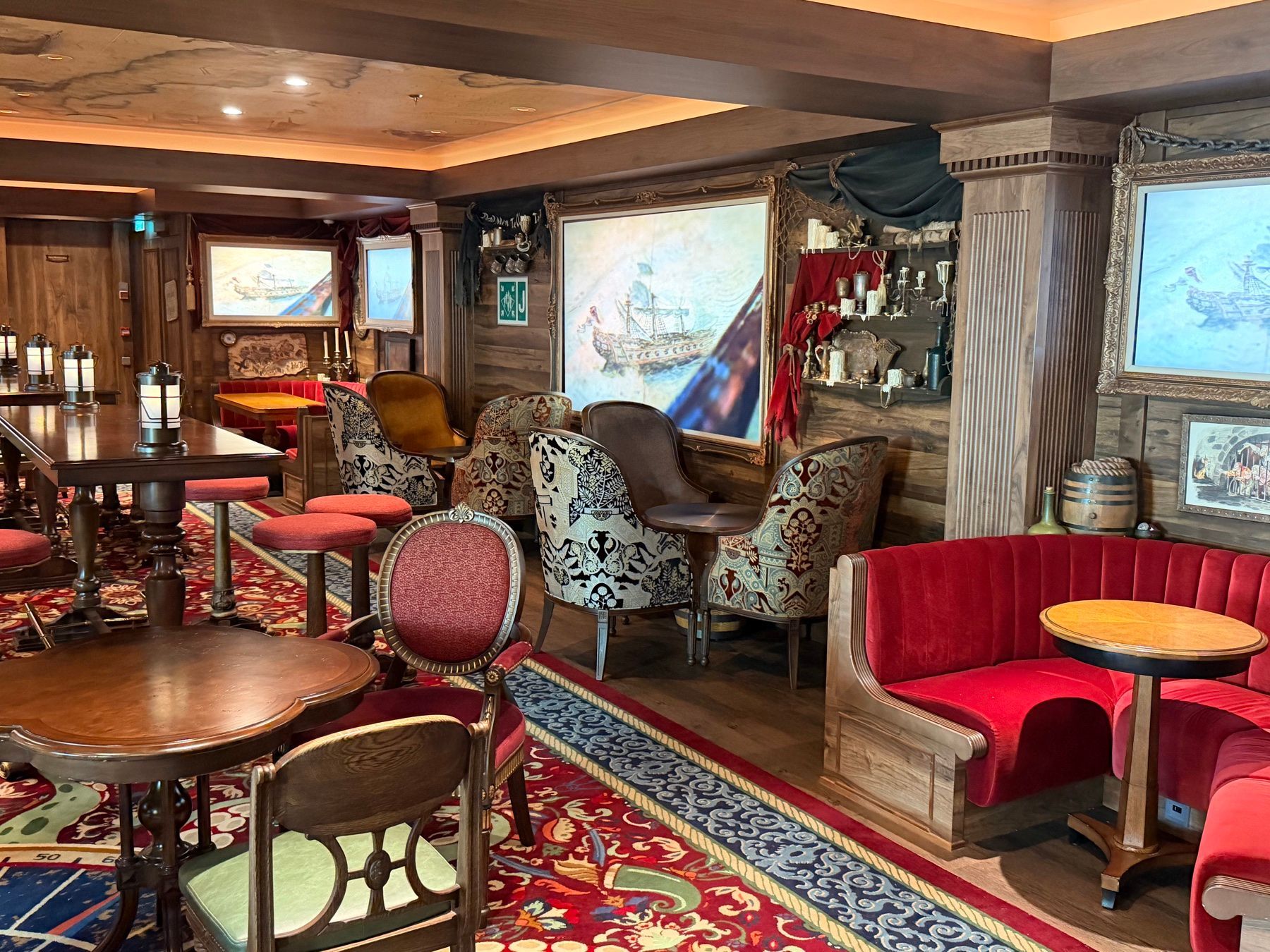 Cask and Cannon lounge aboard Disney Destiny