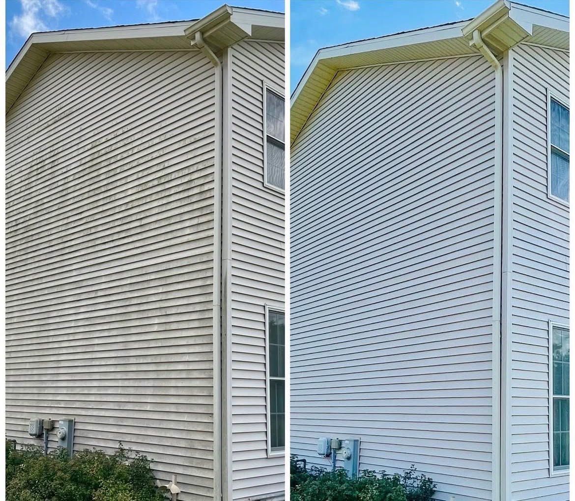 Side-by-side house exterior showing wrinkled siding on the left and smooth siding on the right
