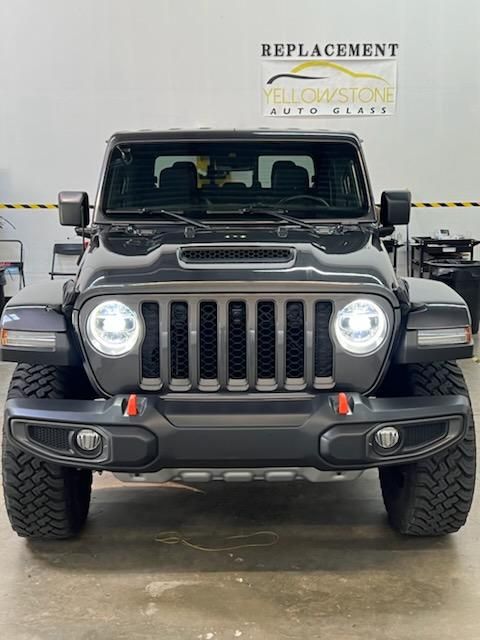 Certified Jeep Wrangler Windshield Replacement in Chantilly, VA Certified Jeep Wrangler Windshield Replacement in Chantilly, VA